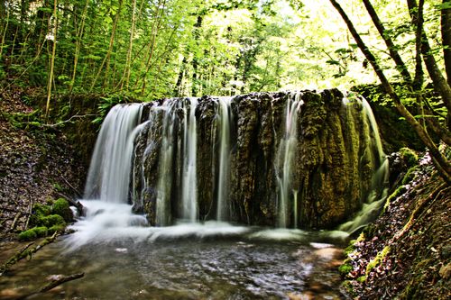 waterfall_small.jpg